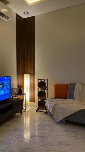 شقه مميزة بحي الجامعة